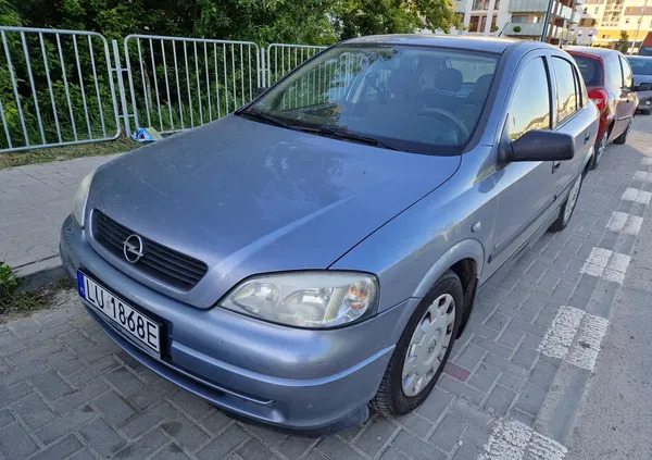 samochody osobowe Opel Astra cena 4000 przebieg: 172000, rok produkcji 2006 z Lublin